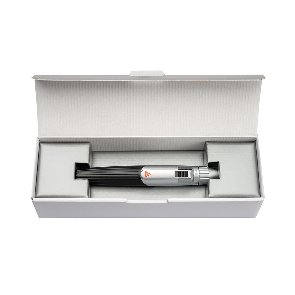 HEINE mini-c LED Pocket Exam Light. MPN: D-008.73.109 - Image 2