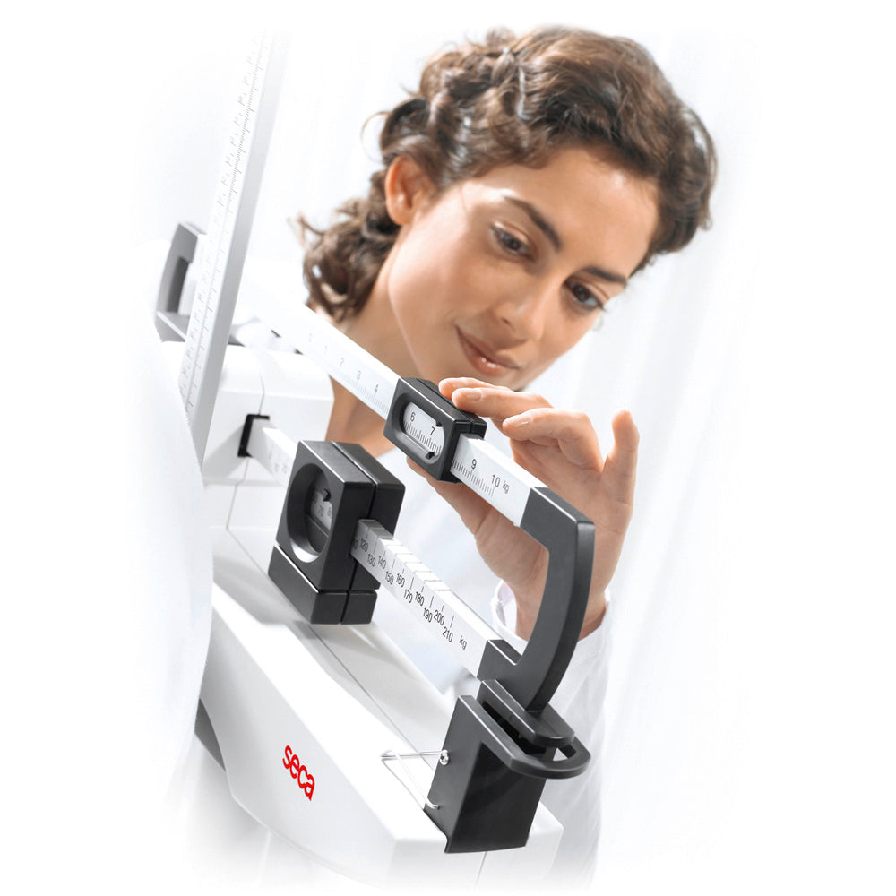 SECA 700 Mechanical Physician Scale w/ Height Rod ( Lbs/Kg). MPN: 7001321993 - Image 2