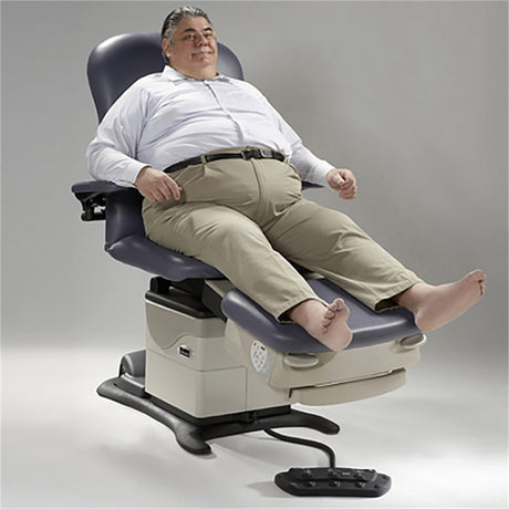 MIDMARK 647 Power Podiatry Procedures Chair, Programmable, Receptacle. MPN: 647-002 - Image 2