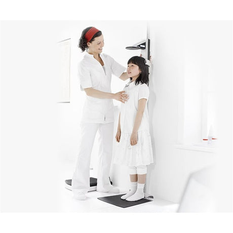 SECA 264 Wireless stadiometer with display on the headpiece. MPN: 2641900004 - Image 2