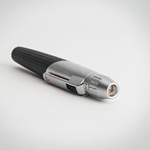 HEINE mini-c Clip Halogen XHL Pen Light. MFID: D-001.73.109