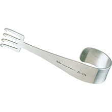MILTEX Freeman Face Lift Retractor, Large Finger Ring, 4 Sharp In-Line Prongs, Length= 4-3/4" (121 mm), Width= 25 mm. MFID: 21-124